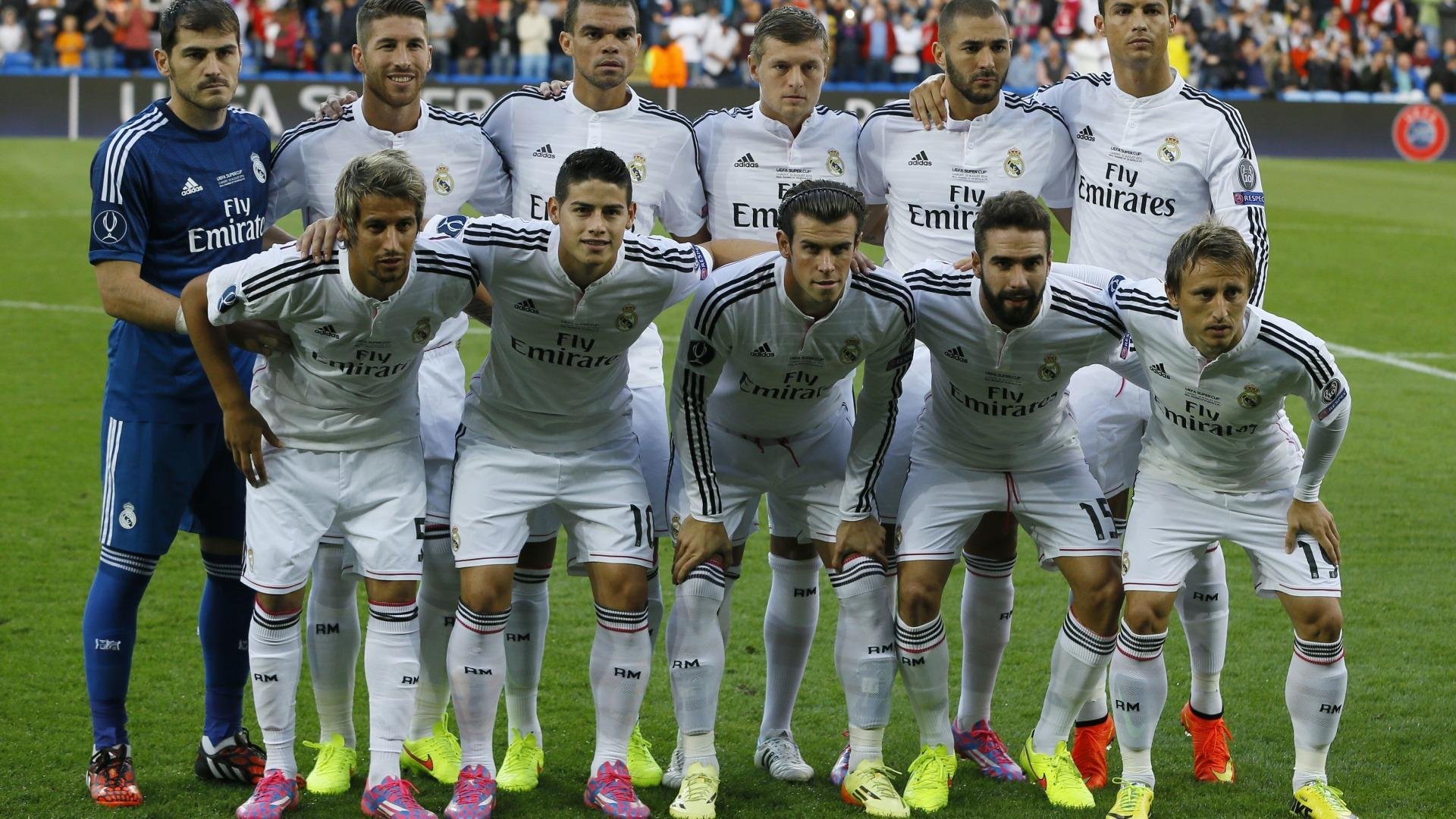 比赛中出现战术新尝试形成边中结合提升攻击威胁程度