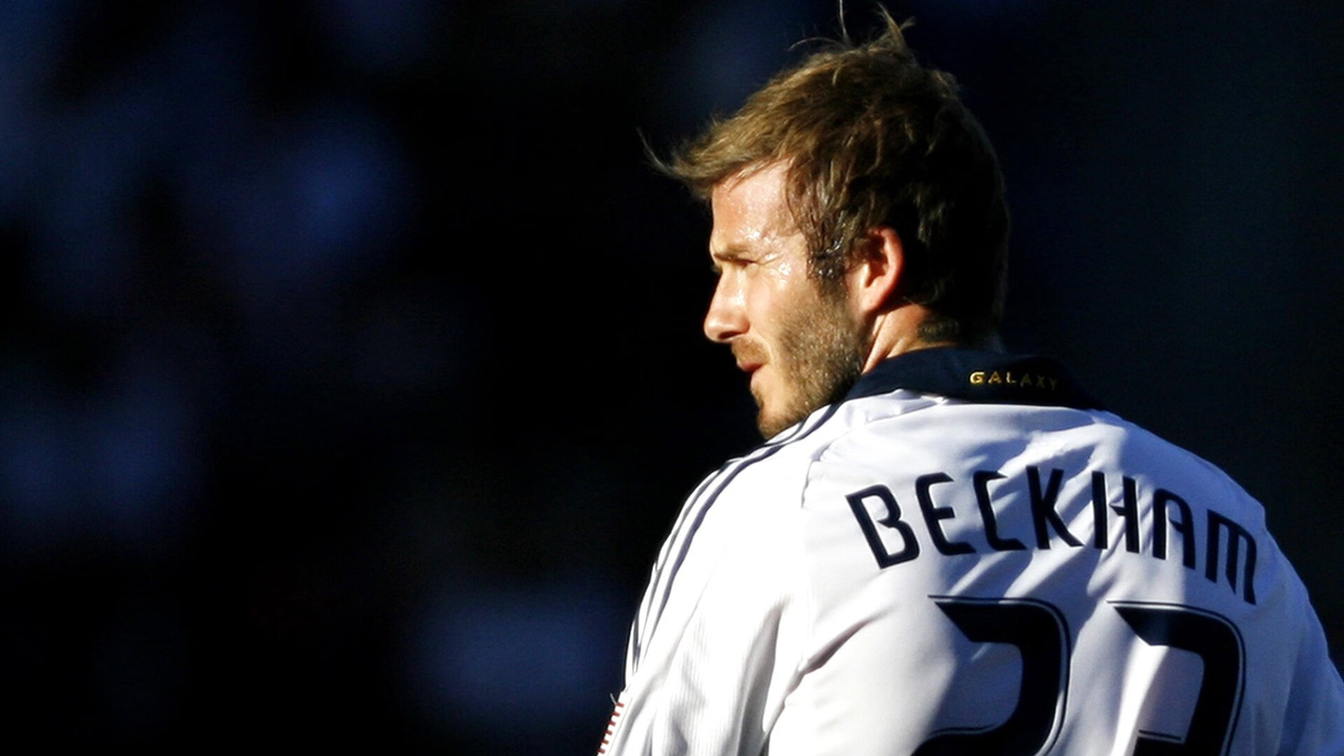 绿色低碳足球装备在全国逐步普及，推动可持续发展，绿色低碳产品